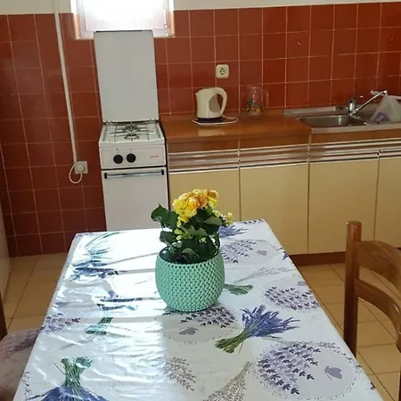 Apartamani Katarina Vl.ilija Jusup *