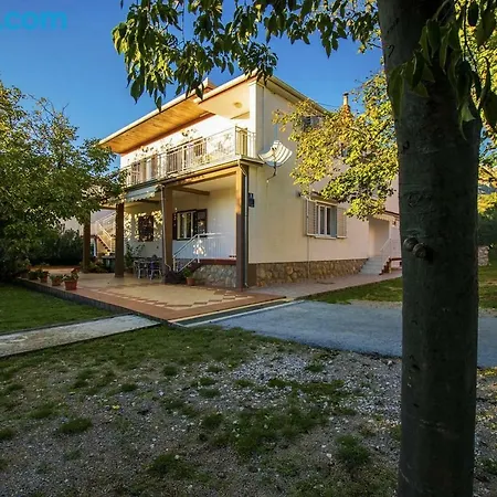 Apartamani Katarina Vl.ilija Jusup *